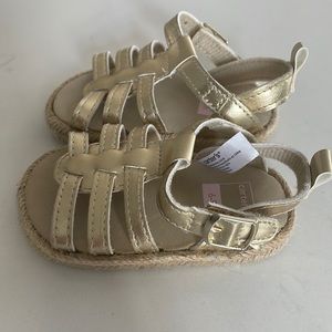 NEW CARTERS 6-9m sandals